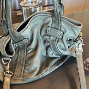 EVERYTHING MUST GO B Makowski grey leather bag